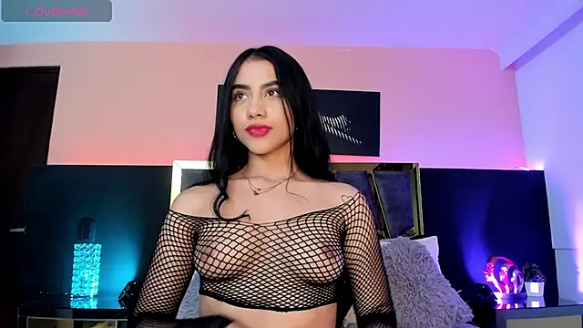 Snapshot of ScarletTorres chatting on September 10, 2025, 5:12 pm ScarletTorres online show from September 10, 2025, 5:12 pm