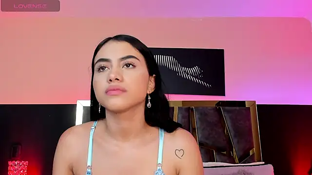 Snapshot of ScarletTorres chatting on September 21, 2025, 2:55 pm ScarletTorres online show from September 21, 2025, 2:55 pm