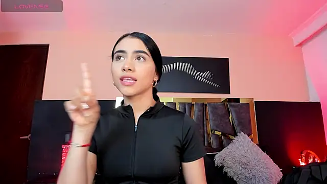 Snapshot of ScarletTorres chatting on September 27, 2025, 3:51 pm ScarletTorres online show from September 27, 2025, 3:51 pm