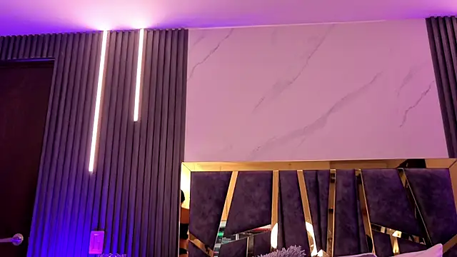 ScarletTorres online show from April 11, 2026, 3:05 pm