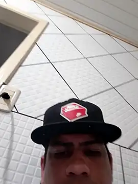 Snapshot of paulinhogostosinho chatting on October 5, 2025, 3:30 am paulinhogostosinho online show from October 5, 2025, 3:30 am