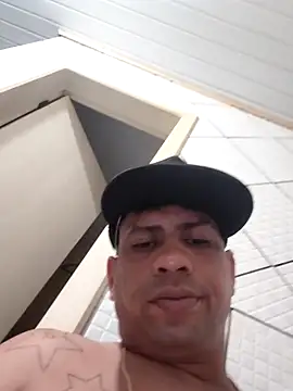 paulinhogostosinho online show from January 11, 2026, 4:52 am