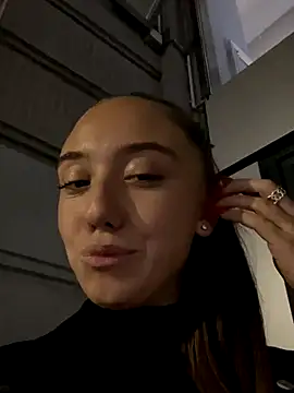 Snapshot of CristinaSww chatting on October 26, 2025, 8:20 pm CristinaSww online show from October 26, 2025, 8:20 pm