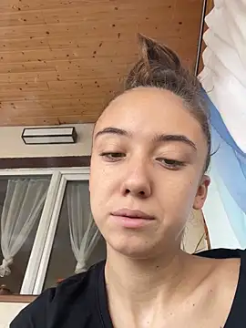 Snapshot of CristinaSww chatting on October 19, 2025, 11:46 am CristinaSww online show from October 19, 2025, 11:46 am