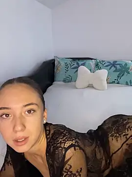 Snapshot of CristinaSww chatting on September 9, 2025, 10:03 am CristinaSww online show from September 9, 2025, 10:03 am