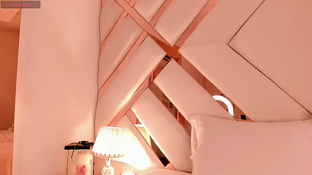 Saday  online show from November 13, 2025, 4:05 am