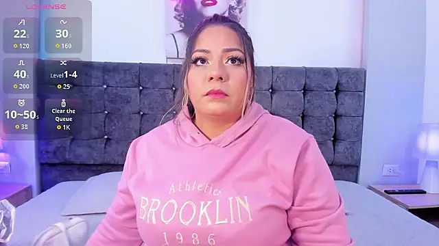 Snapshot of isabella_horney_ chatting on October 4, 2025, 5:36 pm isabella horney online show from October 4, 2025, 5:36 pm