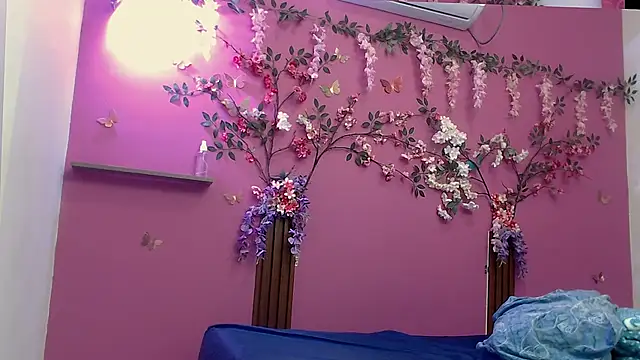 Snapshot of skinnybarbie022 chatting on September 26, 2025, 12:39 am skinnybarbie022 online show from September 26, 2025, 12:39 am