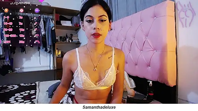 samanthadeluxe1 online show from January 7, 2026, 11:10 pm