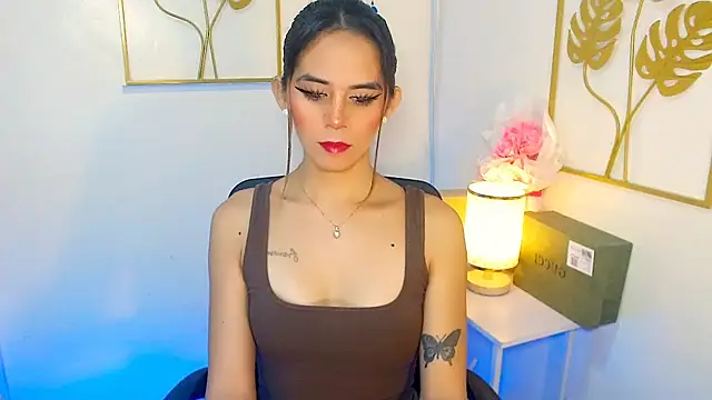 Snapshot of xPrecuioseChesca chatting on October 8, 2025, 12:45 am xPrecuioseChesca online show from October 8, 2025, 12:45 am