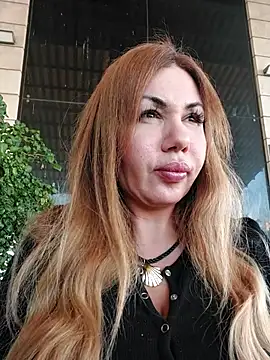 Alisasexxh online show from October 15, 2025, 2:03 pm