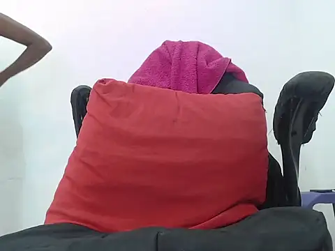 JackyHotBlack online show from December 3, 2025, 7:13 pm