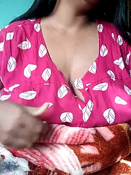 yoursexy rumi online show from December 17, 2025, 3:33 am