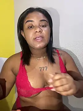 Snapshot of japinha77_ chatting on March 11, 2026, 5:45 am japinha77 online show from March 11, 2026, 5:45 am