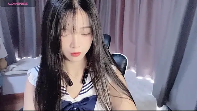 Cicicici-cc online show from October 27, 2025, 2:34 am