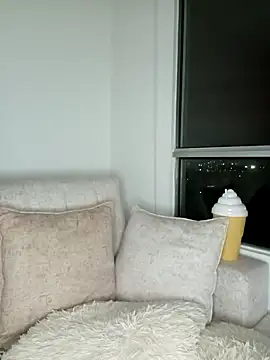 DiosaFortuna online show from April 19, 2026, 2:45 am