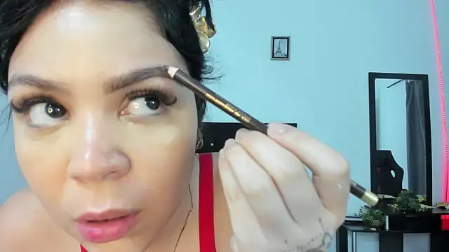 NicoleFletcher online show from September 25, 2025, 10:21 am