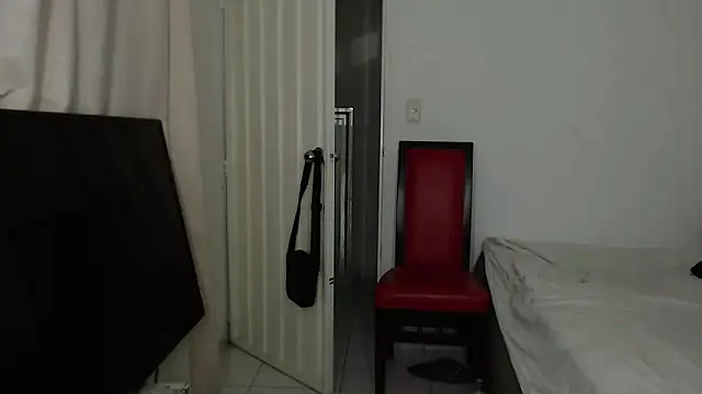 Snapshot of Alex_mojica chatting on September 18, 2025, 6:27 am Alex mojica online show from September 18, 2025, 6:27 am