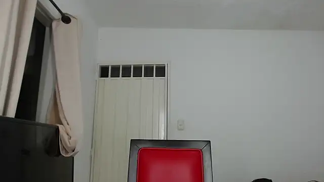 Snapshot of Alex_mojica chatting on September 26, 2025, 7:37 am Alex mojica online show from September 26, 2025, 7:37 am