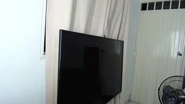 Snapshot of Alex_mojica chatting on October 4, 2025, 5:53 am Alex mojica online show from October 4, 2025, 5:53 am