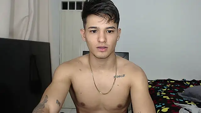 Snapshot of Alex_mojica chatting on September 20, 2025, 9:25 am Alex mojica online show from September 20, 2025, 9:25 am