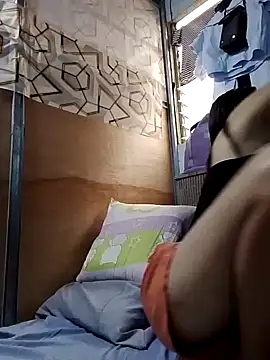 Snapshot of Deliciousgirl14 chatting on September 27, 2025, 4:51 am Deliciousgirl14 online show from September 27, 2025, 4:51 am