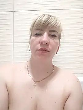 babyjessi online show from December 15, 2025, 7:41 pm