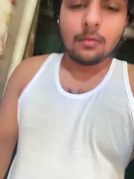 Snapshot of Kira_1413 chatting on November 12, 2025, 6:06 am Kira 1413 online show from November 12, 2025, 6:06 am