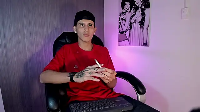 Snapshot of _realwav chatting on October 30, 2025, 7:39 am  realwav online show from October 30, 2025, 7:39 am