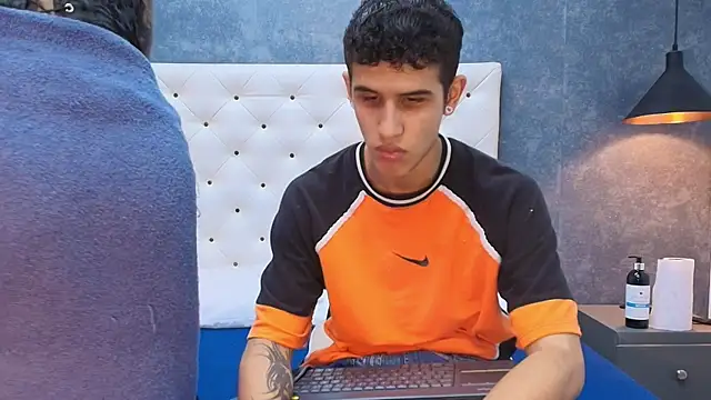 Snapshot of _realwav chatting on September 26, 2025, 6:31 am  realwav online show from September 26, 2025, 6:31 am