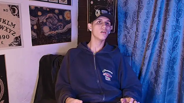 Snapshot of _realwav chatting on October 24, 2025, 4:44 am  realwav online show from October 24, 2025, 4:44 am