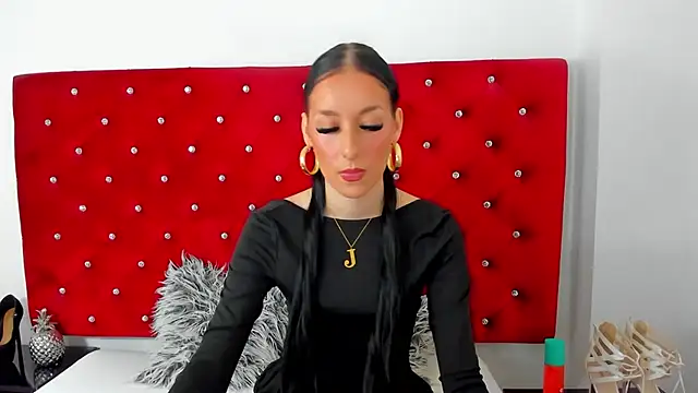 Snapshot of PleasureJasmine chatting on October 10, 2025, 7:42 am PleasureJasmine online show from October 10, 2025, 7:42 am