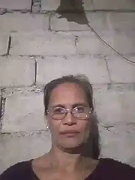 Snapshot of Kristen05 chatting on October 18, 2025, 2:08 pm Kristen05 online show from October 18, 2025, 2:08 pm