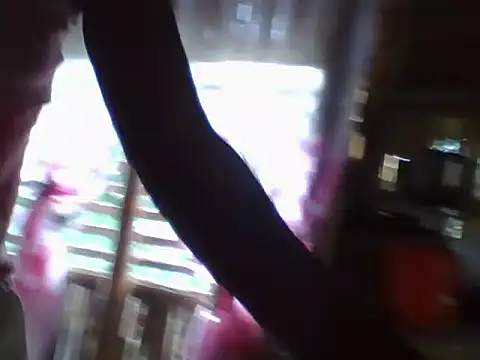 Snapshot of Kristen05 chatting on September 27, 2025, 11:00 pm Kristen05 online show from September 27, 2025, 11:00 pm