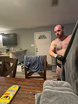 Snapshot of bearcub300 chatting on January 17, 2026, 5:33 am bearcub300 online show from January 17, 2026, 5:33 am