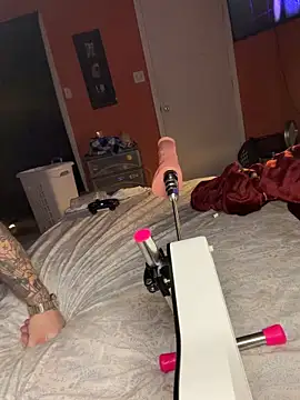 Snapshot of bearcub300 chatting on February 8, 2026, 9:07 am bearcub300 online show from February 8, 2026, 9:07 am