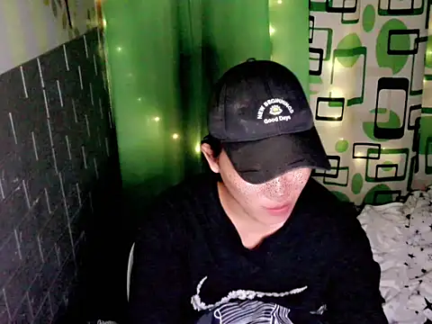 urdreamgirljacky online show from December 16, 2025, 9:13 am