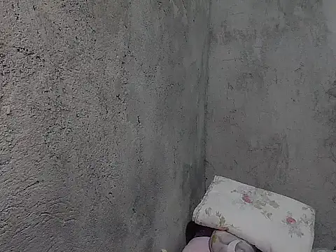 janelovely18 online show from September 18, 2025, 9:07 pm