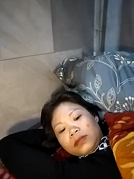 LinhNa999 online show from February 12, 2026, 1:00 pm