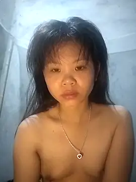 LinhNa999 online show from November 12, 2025, 12:26 am