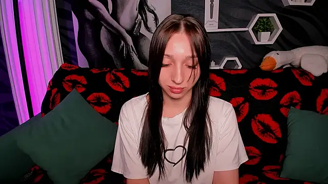 Snapshot of sheillawood chatting on October 22, 2025, 12:32 am sheillawood online show from October 22, 2025, 12:32 am