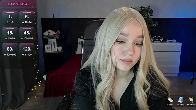 Snapshot of Sexy_Alexia69 chatting on October 5, 2025, 1:35 pm Sexy Alexia69 online show from October 5, 2025, 1:35 pm