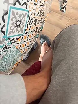 Snapshot of Manu97k chatting on February 16, 2026, 10:47 am Manu97k online show from February 16, 2026, 10:47 am