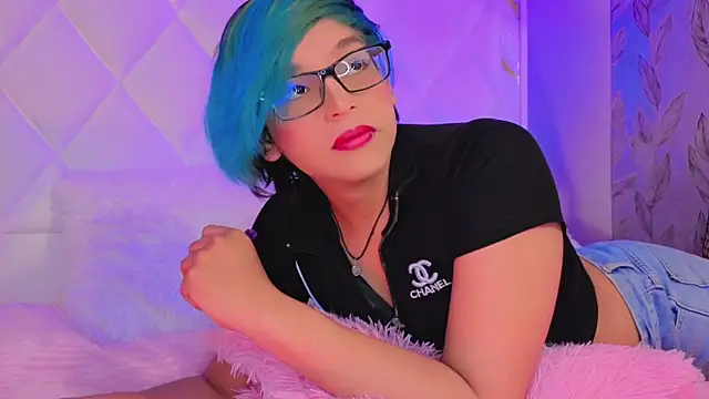 Dannyhot  online show from February 5, 2026, 7:32 pm