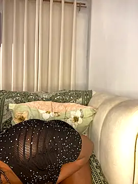 Snapshot of TinaFavourite chatting on October 18, 2025, 11:29 pm TinaFavourite online show from October 18, 2025, 11:29 pm