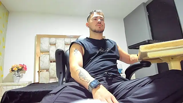 BrunoWalkerr online show from September 29, 2025, 12:55 pm