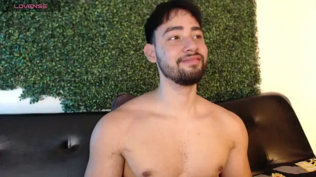 Snapshot of sam_ford_2 chatting on October 4, 2025, 1:07 am sam ford 2 online show from October 4, 2025, 1:07 am