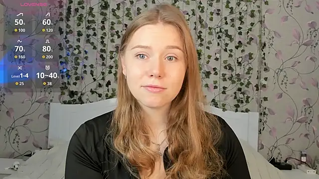 Snapshot of _influensii_ chatting on October 27, 2025, 5:30 am influensii online show from October 27, 2025, 5:30 am