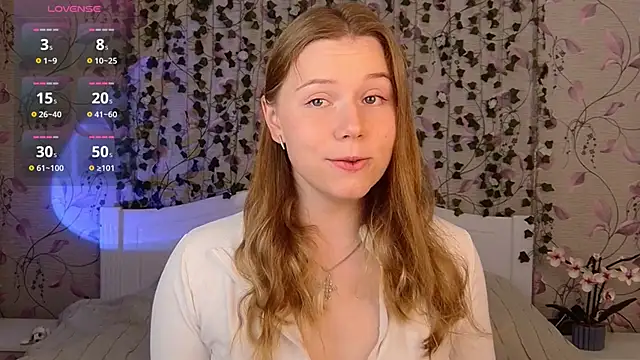 Snapshot of _influensii_ chatting on September 16, 2025, 5:30 am influensii online show from September 16, 2025, 5:30 am