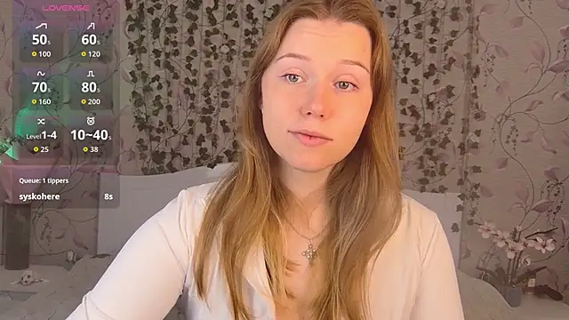 Snapshot of _influensii_ chatting on September 26, 2025, 5:03 am influensii online show from September 26, 2025, 5:03 am